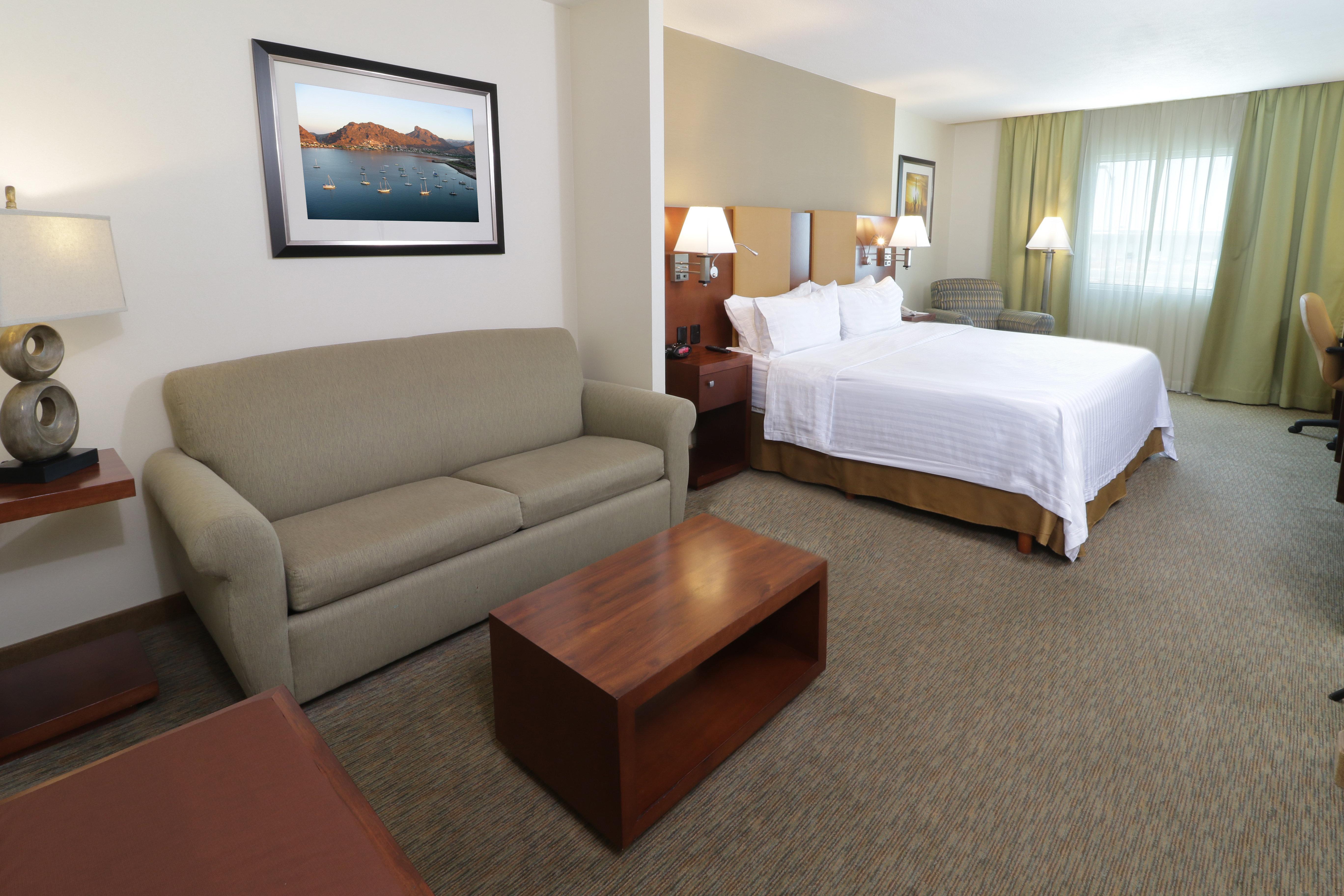 Holiday Inn Hotel & Suites Hermosillo Aeropuerto By Ihg Exterior photo